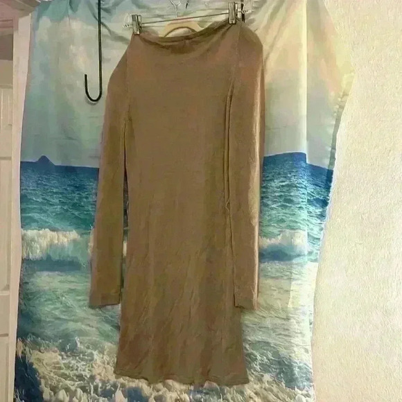 Evolution by Cyrus Geometric Tan Orange and White Knee Length Dress - Picture 10 of 17